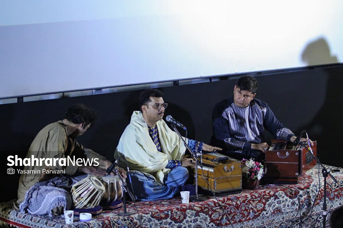 کاظمی: موسیقی کلاسیک هند، از خراسان برخواسته است کاظمی: موسیقی کلاسیک هند، از خراسان برخواسته است