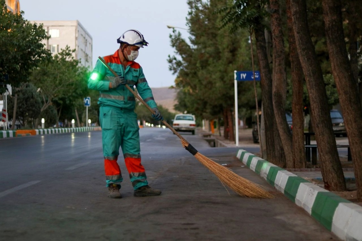 یک پاکبان مشهدی در تصادف با خودروی پراید جان باخت