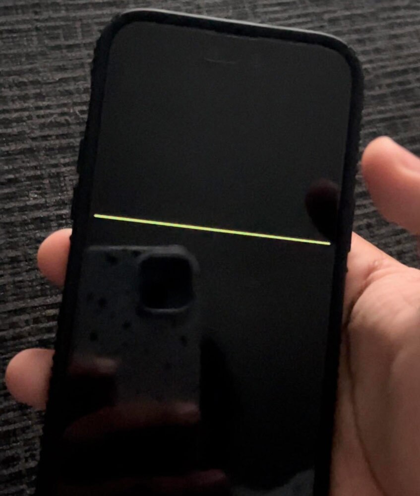 مشکلی عجیب در نمایشگر آیفون ۱۴ پرو مکس مشکلی عجیب در نمایشگر آیفون ۱۴ پرو مکس