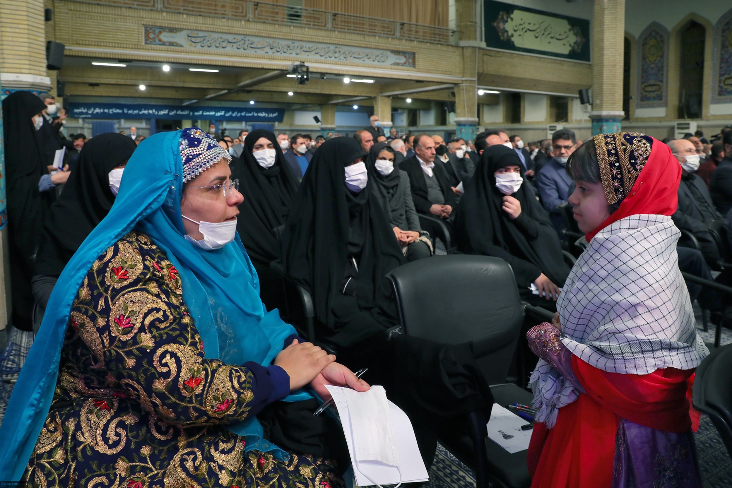رهبر انقلاب: رفع فقر و مشکل معیشتی بدون رشد اقتصادی علاجپذیر نیست| یک دهه عقبماندگی داریم+ فیلم و عکس رهبر انقلاب: رفع فقر و مشکل معیشتی بدون رشد اقتصادی علاجپذیر نیست| یک دهه عقبماندگی داریم+ فیلم و عکس