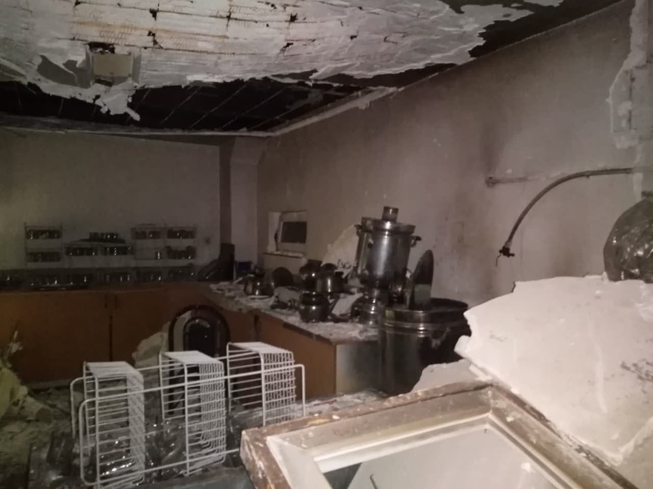 انفجار و تخریب بخشی از مسجد چهارده معصوم(ع) به علت نشت گاز + فیلم و عکس انفجار و تخریب بخشی از مسجد چهارده معصوم(ع) به علت نشت گاز + فیلم و عکس