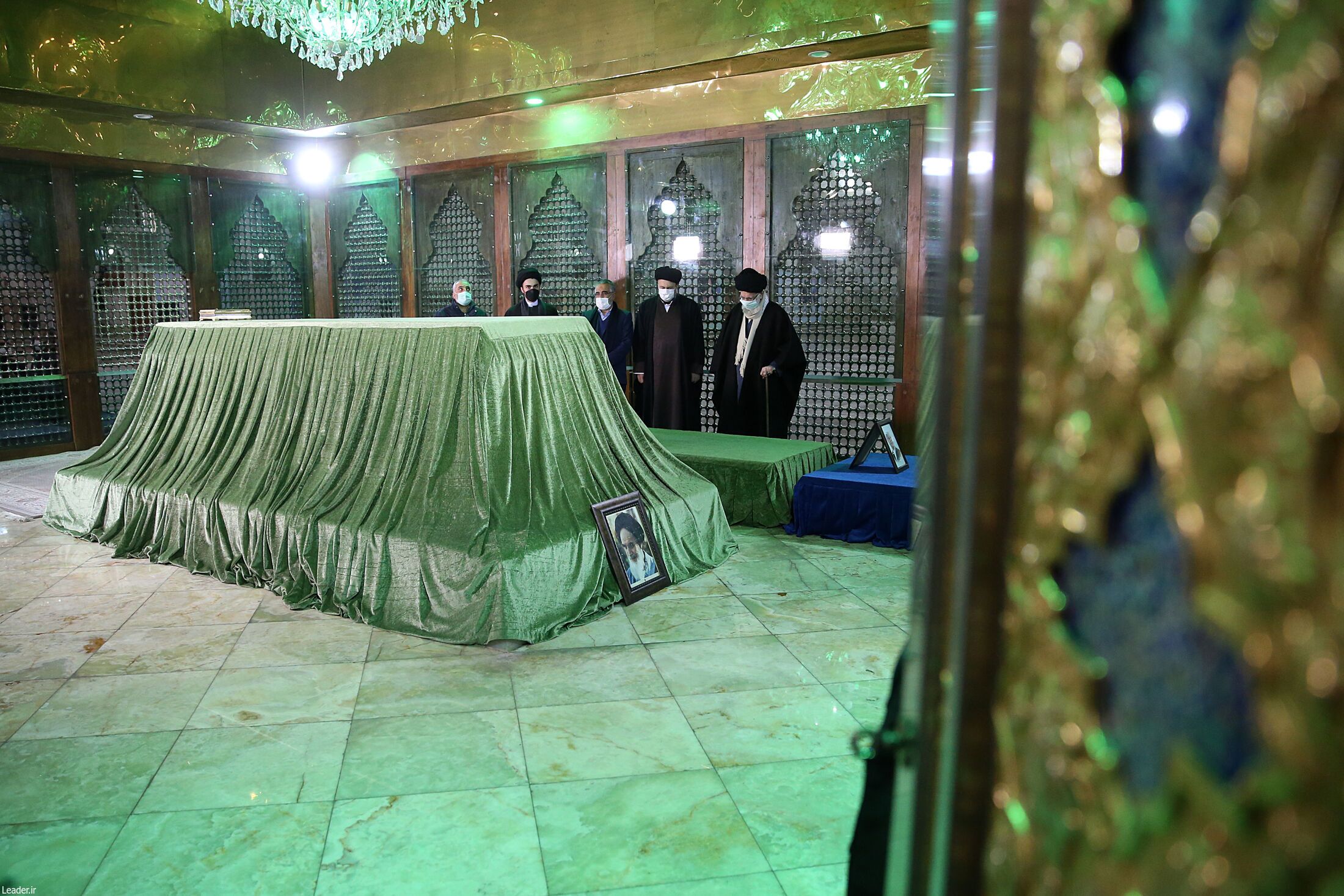 حضور رهبر انقلاب در مرقد امام خمینی (ره) و گلزار شهدا+ عکس حضور رهبر انقلاب در مرقد امام خمینی (ره) و گلزار شهدا+ عکس