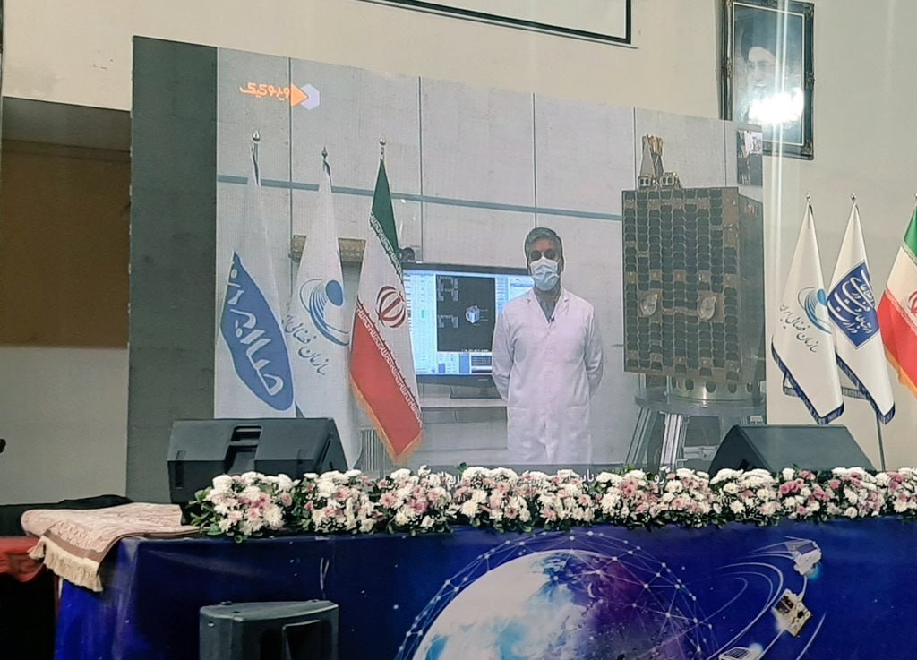 رونمایی از ۲ ماهواره بومی طلوع ۳ و ناهید ۲+ عکس رونمایی از ۲ ماهواره بومی طلوع ۳ و ناهید ۲+ عکس