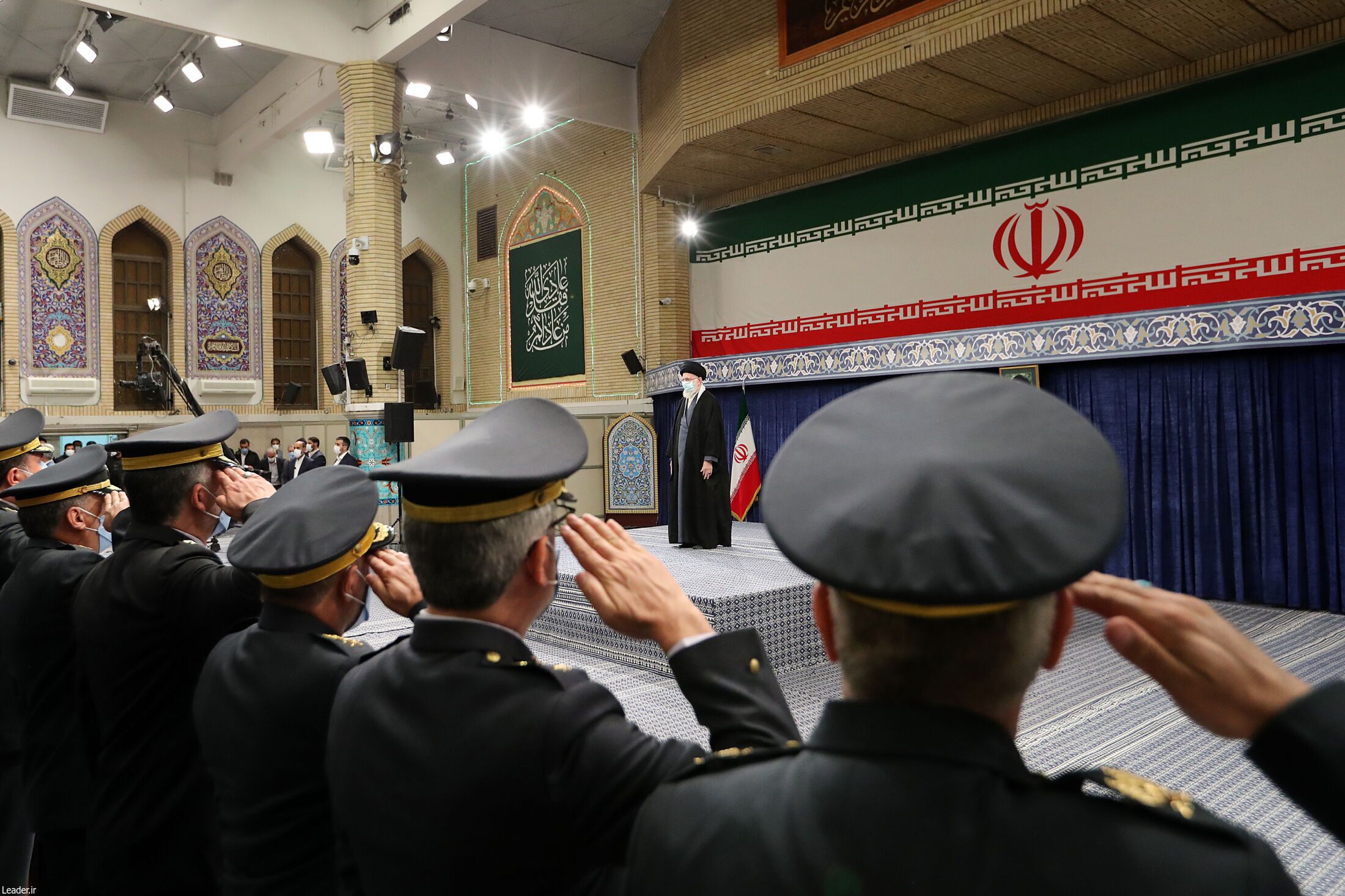 رهبر انقلاب: ۲۲ بهمن امسال مظهر اتحاد ملی خواهد شد| اختلافات تبدیل به گسل نشود| امروز ارتش بهمراتب انقلابیتر و آمادهتر است+ فیلم و عکس رهبر انقلاب: ۲۲ بهمن امسال مظهر اتحاد ملی خواهد شد| اختلافات تبدیل به گسل نشود| امروز ارتش بهمراتب انقلابیتر و آمادهتر است+ فیلم و عکس