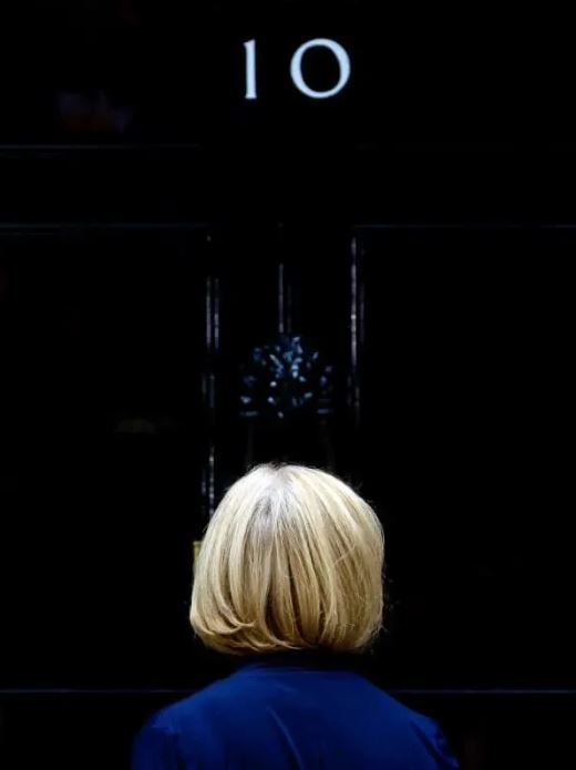 برترین عکسهای خبری مسابقه عکاسی مطبوعاتی بریتانیا برترین عکسهای خبری مسابقه عکاسی مطبوعاتی بریتانیا