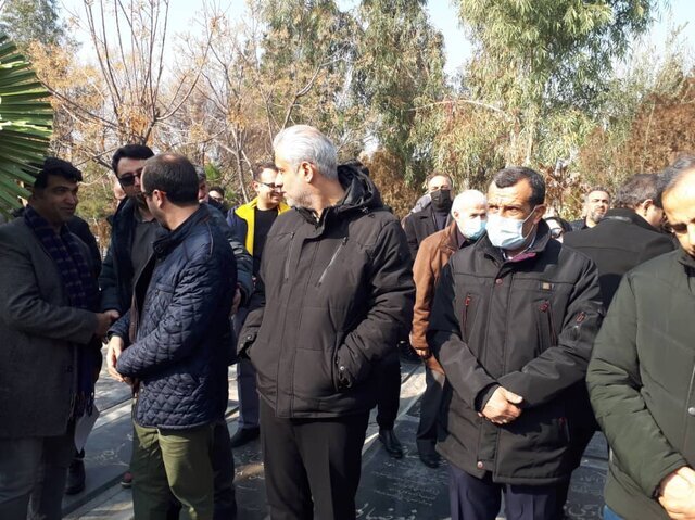 «شهروز ملکآرایی» در قطعه هنرمندان آرام گرفت «شهروز ملکآرایی» در قطعه هنرمندان آرام گرفت