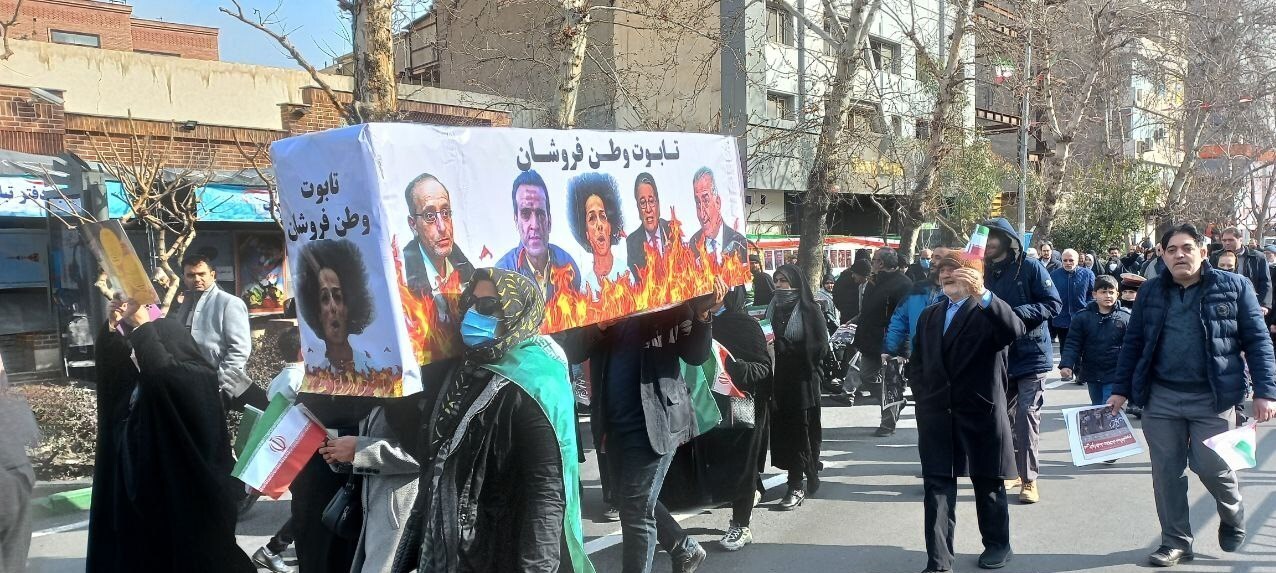 پرچم اتحاد| گزارش شهرآرانیوز از راهپیمایی ۲۲ بهمن در سراسر کشور| ملت ایران «اتحاد ملی» را به‌نمایش گذاشتند+ فیلم و عکس
