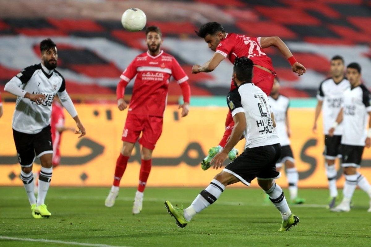 پرسپولیس بدون مصدوم به هوادار رسید