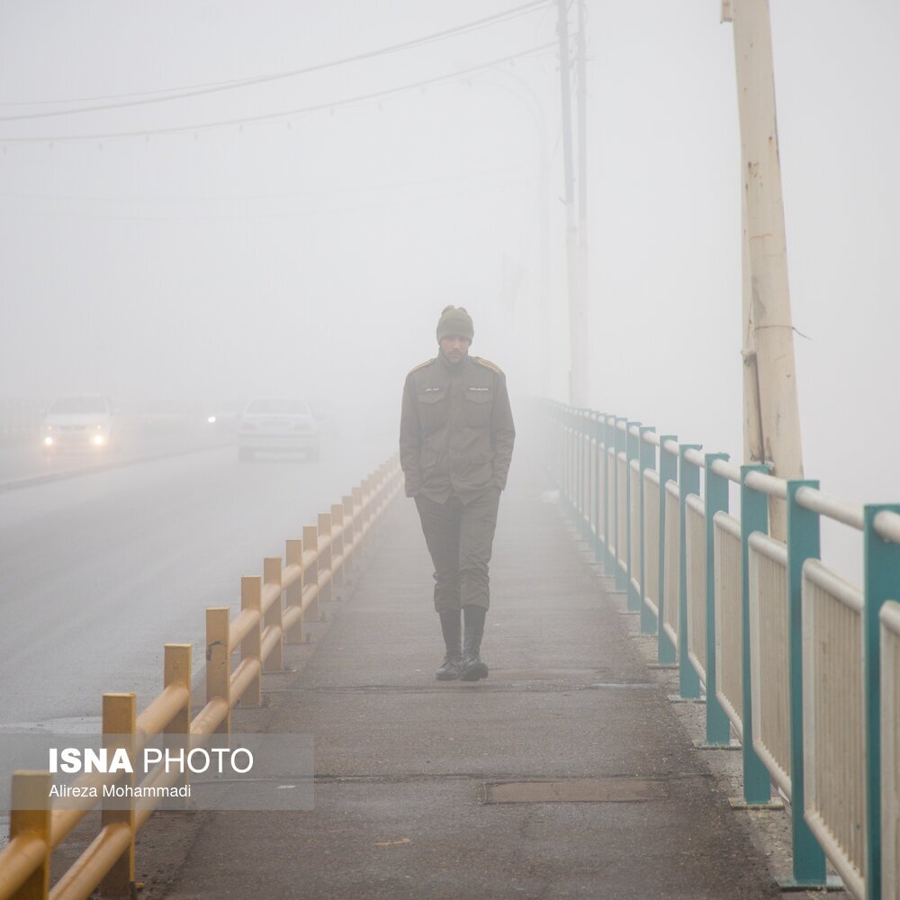 مه‌گرفتگی شدید در اهواز + تصاویر