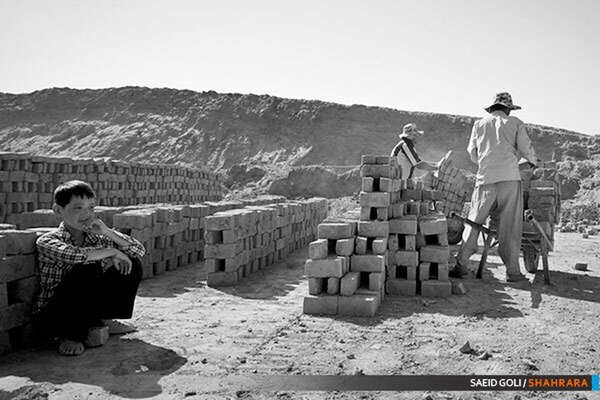 سبد معیشت کارگران در تعیین دستمزد ۱۴۰۲ مدنظر قرار گیرد