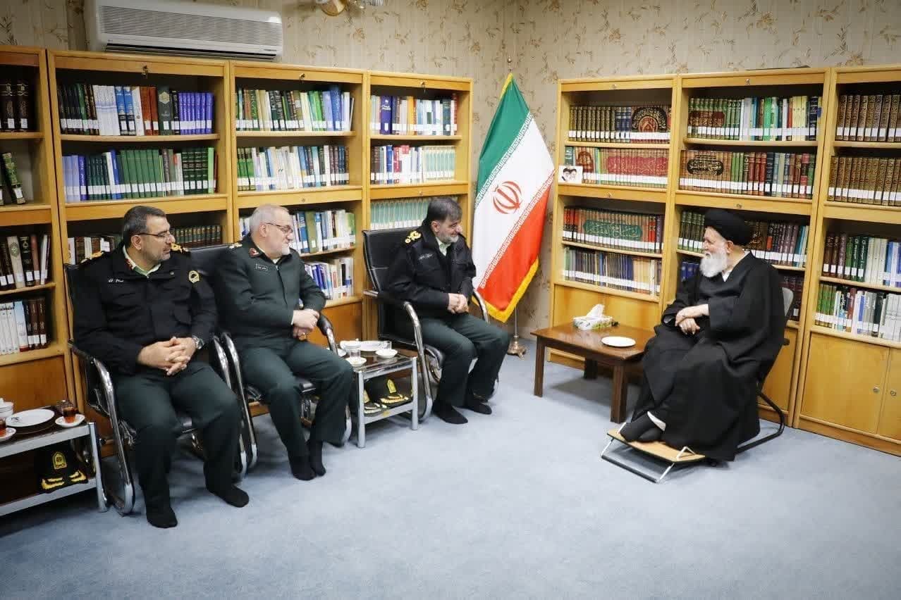 آیتالله علمالهدی: نیروی انتظامی، پاسدار امنیت و ایمان مردم است آیتالله علمالهدی: نیروی انتظامی، پاسدار امنیت و ایمان مردم است