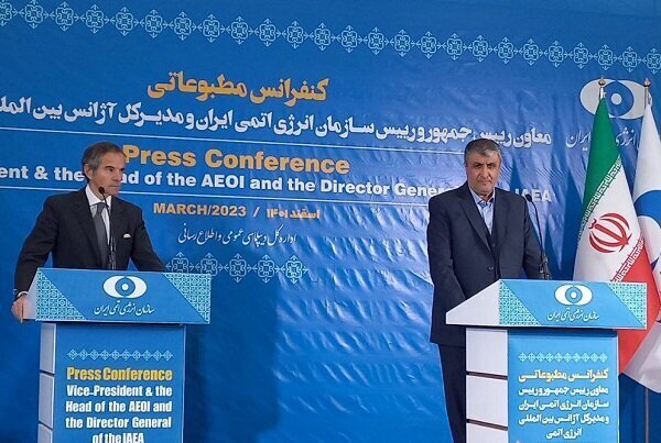 نتیجه نشست خبری گروسی و اسلامی| گروسی: آماده‌ایم کار را پیش ببریم| اسلامی: ابهام درباره غنی‌سازی ۸۴ درصدی حل شد+ فیلم