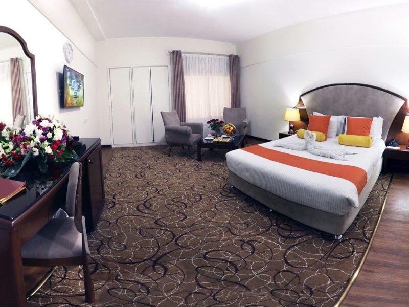 بهترین و لوکسترین هتلهای مشهد بهترین و لوکسترین هتلهای مشهد