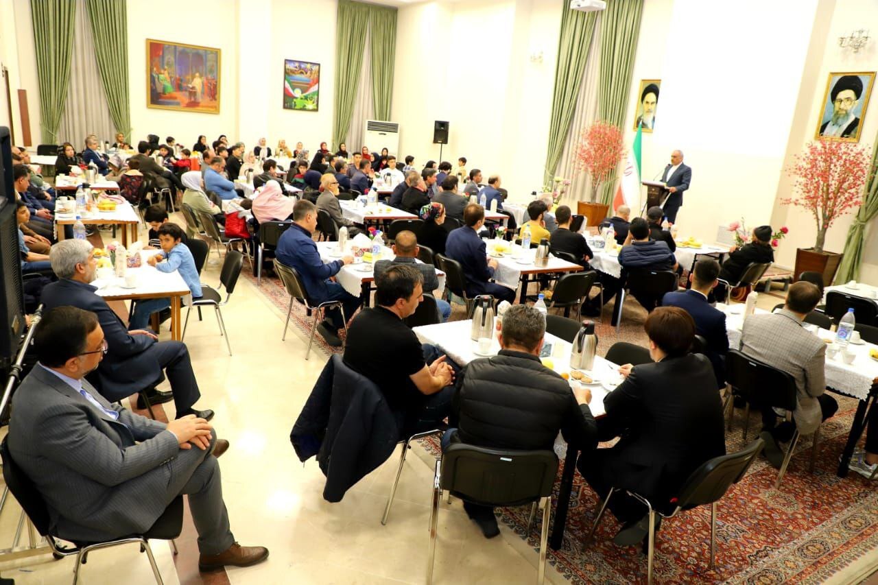 جشن باشکوه نیمه شعبان در تاجیکستان برگزار شد + فیلم جشن باشکوه نیمه شعبان در تاجیکستان برگزار شد + فیلم