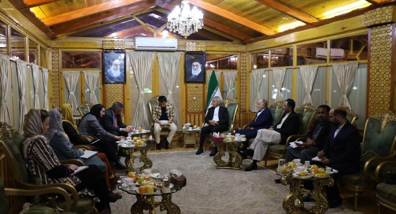 معاون یوناما از کنسولگری ایران در هرات بازدید کرد