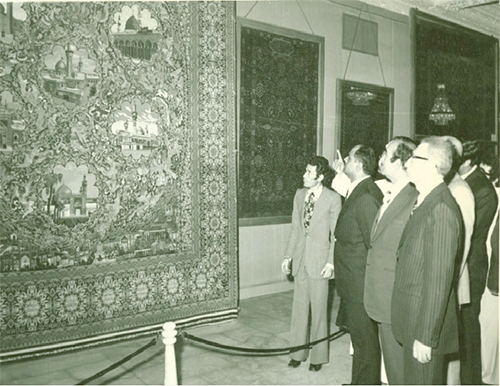 تاریخ پُرگره فرش مشهد