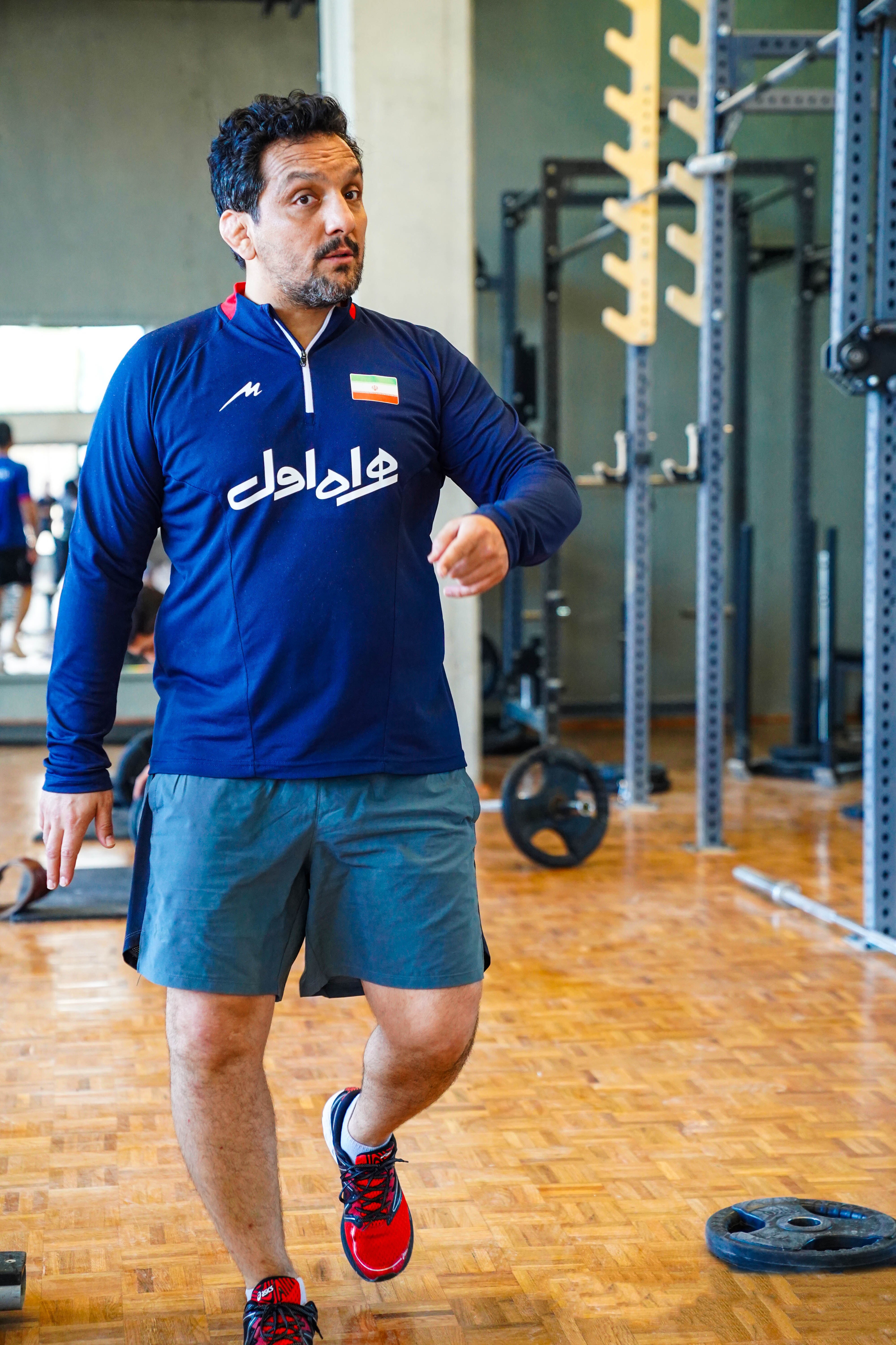 درستکار اشک یزدانی را درآورد + عکس درستکار اشک یزدانی را درآورد + عکس