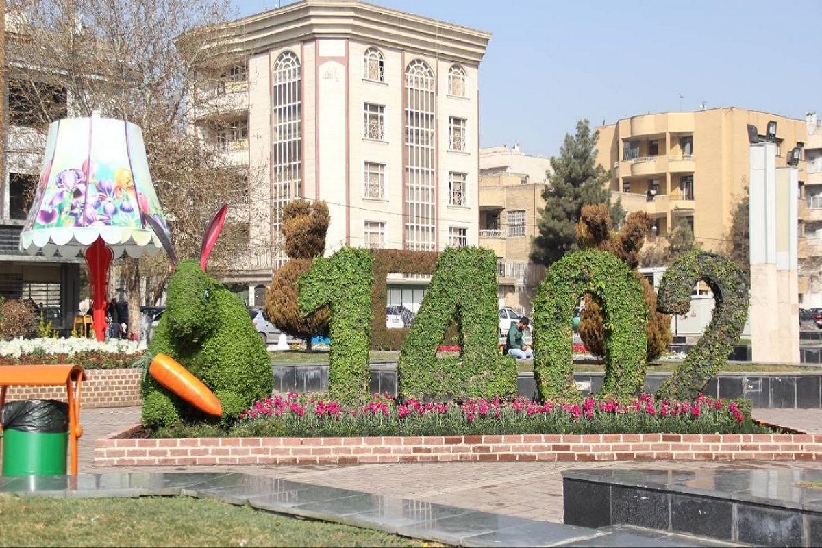 بازدید از روند آمادهسازی و نصب یادمانهای نوروزی تحت عنوان جشنواره میدان جانباز مشهد بازدید از روند آمادهسازی و نصب یادمانهای نوروزی تحت عنوان جشنواره میدان جانباز مشهد