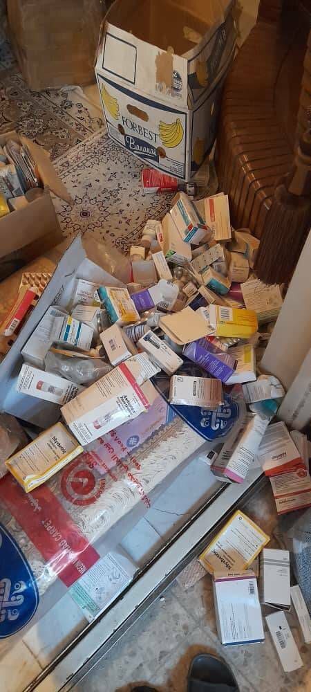 کشف داروی قاچاق تاریخمصرف گذشته در تهران| تغییر تاریخ مصرف داروها با لیبل جدید+ عکس کشف داروی قاچاق تاریخمصرف گذشته در تهران| تغییر تاریخ مصرف داروها با لیبل جدید+ عکس