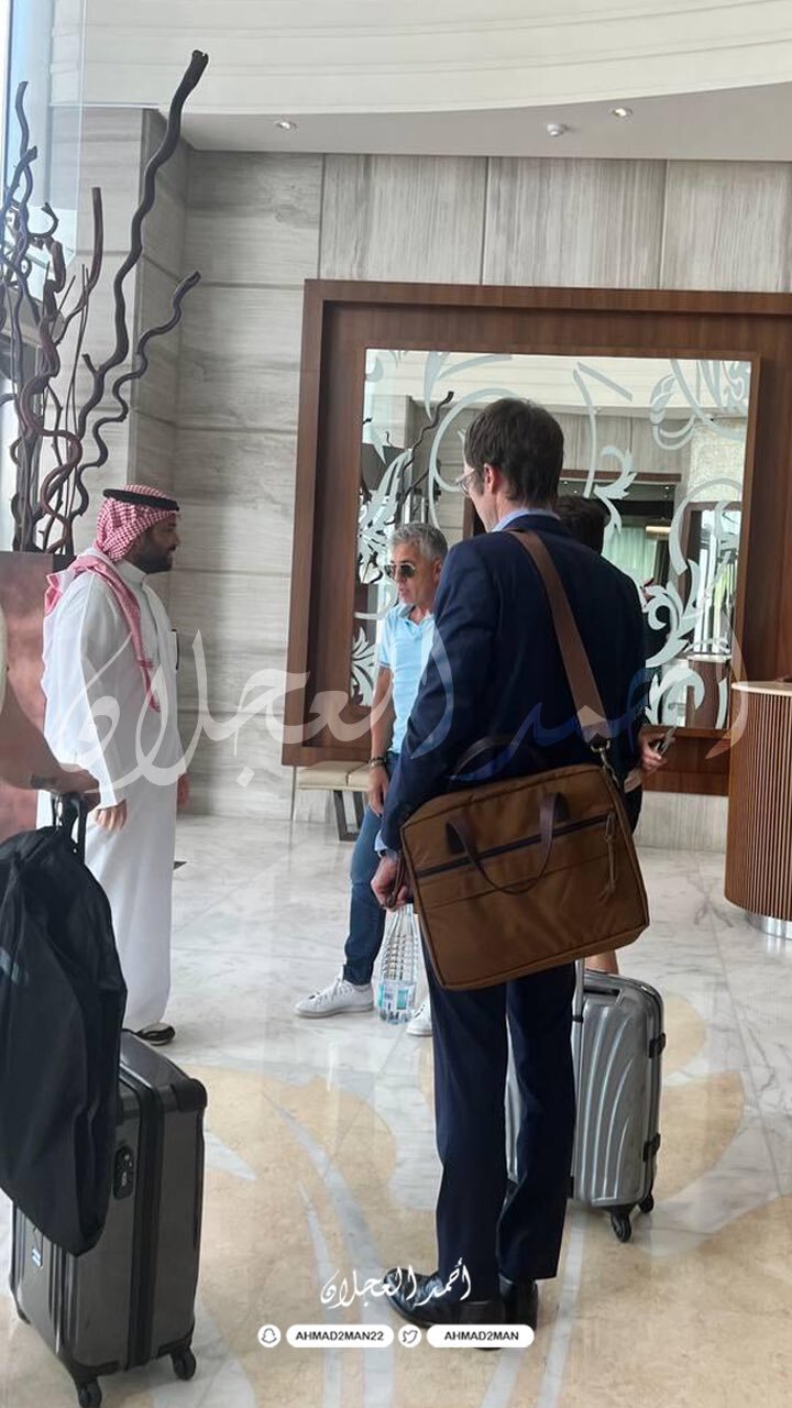 بازدید پدر مسی از اقامتگاه لیونل در ریاض! + عکس بازدید پدر مسی از اقامتگاه لیونل در ریاض! + عکس