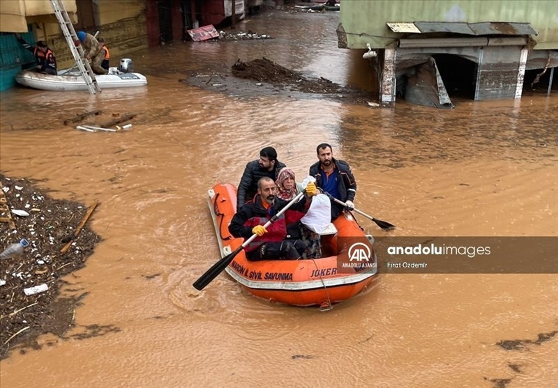 تلفات سیل در مناطق زلزلهزده ترکیه به ۱۳ نفر رسید + فیلم و عکس تلفات سیل در مناطق زلزلهزده ترکیه به ۱۳ نفر رسید + فیلم و عکس