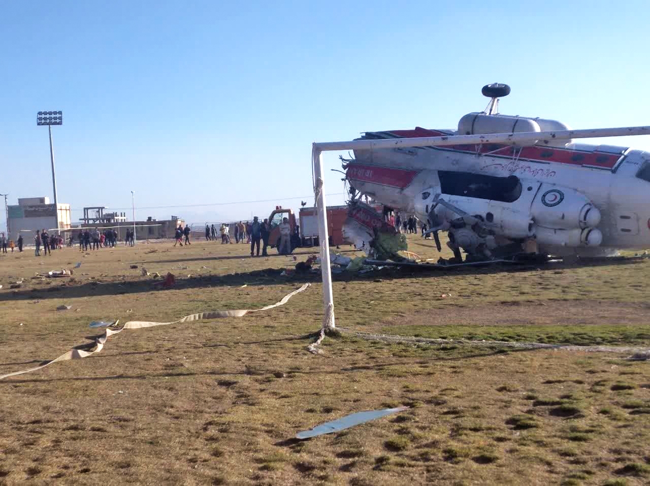 سانحه برای بالگرد حامل وزیر ورزش در کرمان +عکس سانحه برای بالگرد حامل وزیر ورزش در کرمان +عکس