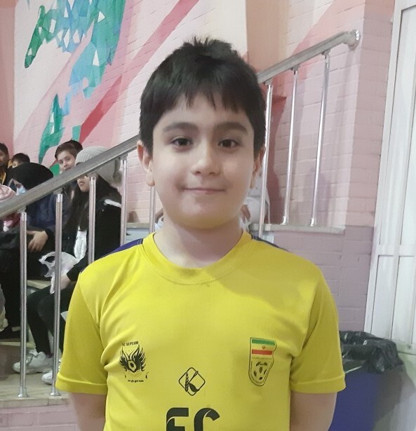 مردانی کوچک در نخستین دوره مسابقات «قوی‌ترین مردان کوچک جهان‌شهر» مشهد