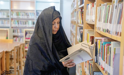 معلمها نمیتوانند آدمهای معمولی باشند معلمها نمیتوانند آدمهای معمولی باشند