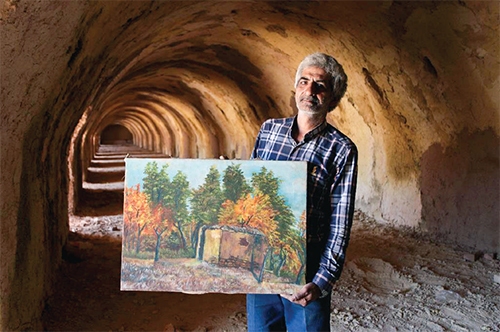 ماهم کارگریم، مثل شما که دکترید، مهندس یا کارمندید