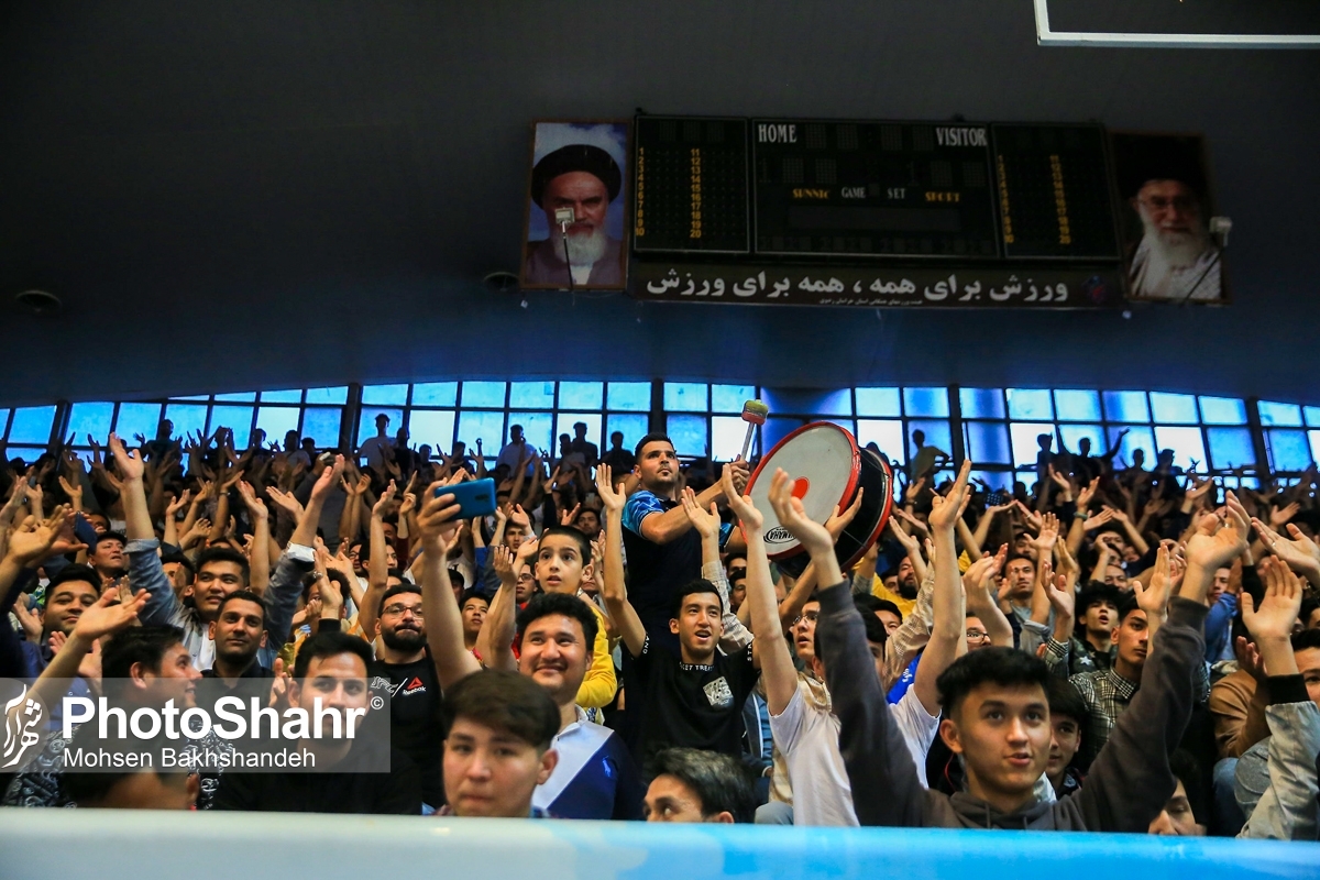 تیم فوتسال مهاجران افغانستانی قهرمان جام رمضان مشهد شد تیم فوتسال مهاجران افغانستانی قهرمان جام رمضان مشهد شد