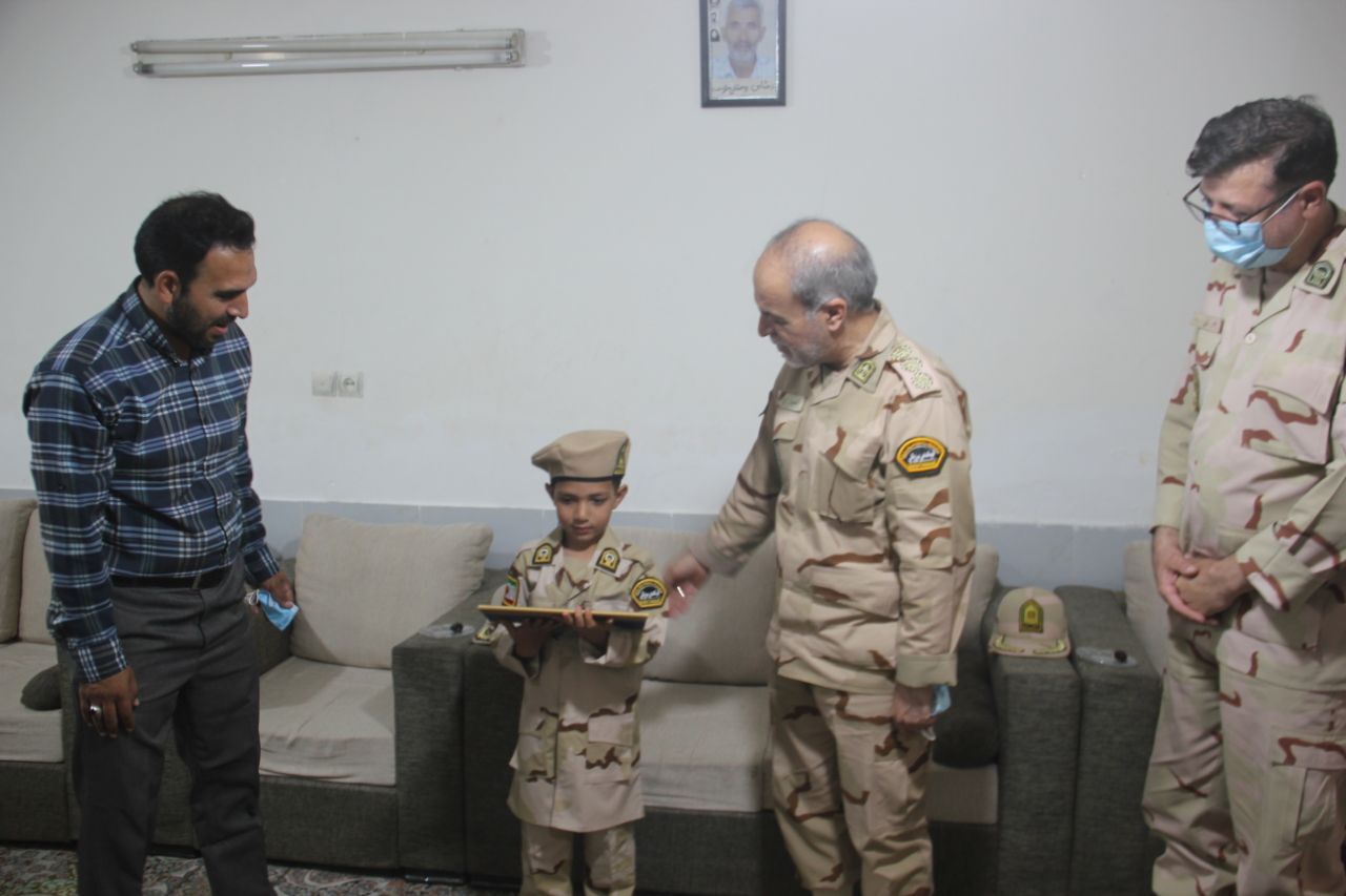 فرزند «شهید دارایی» مرزیار افتخاری شد