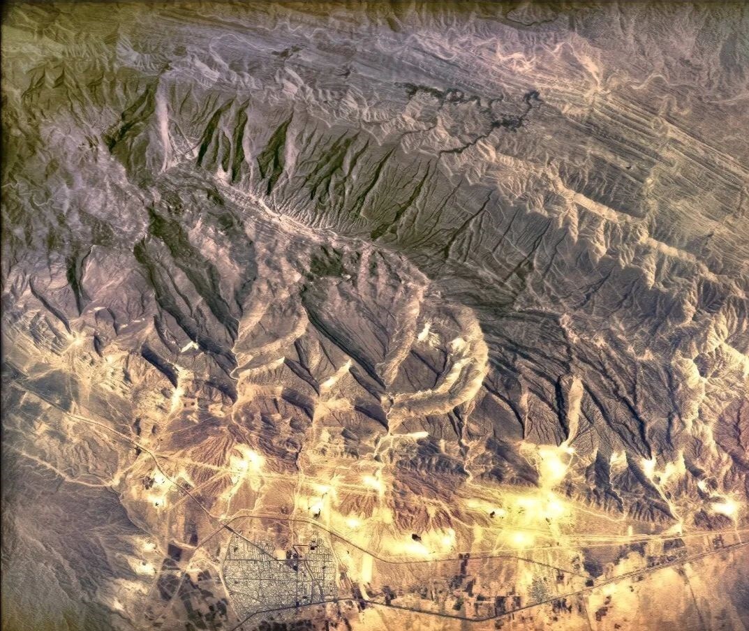 نخستین تصاویر ثبت شده توسط ماهواره نور۲ منتشر شد/ تصویربرداری ماهواره سپاه از پایگاه آمریکا در بحرین نخستین تصاویر ثبت شده توسط ماهواره نور۲ منتشر شد/ تصویربرداری ماهواره سپاه از پایگاه آمریکا در بحرین