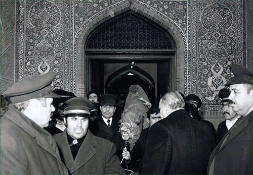 تا برد بر ضامن آهو پناه... تا برد بر ضامن آهو پناه...