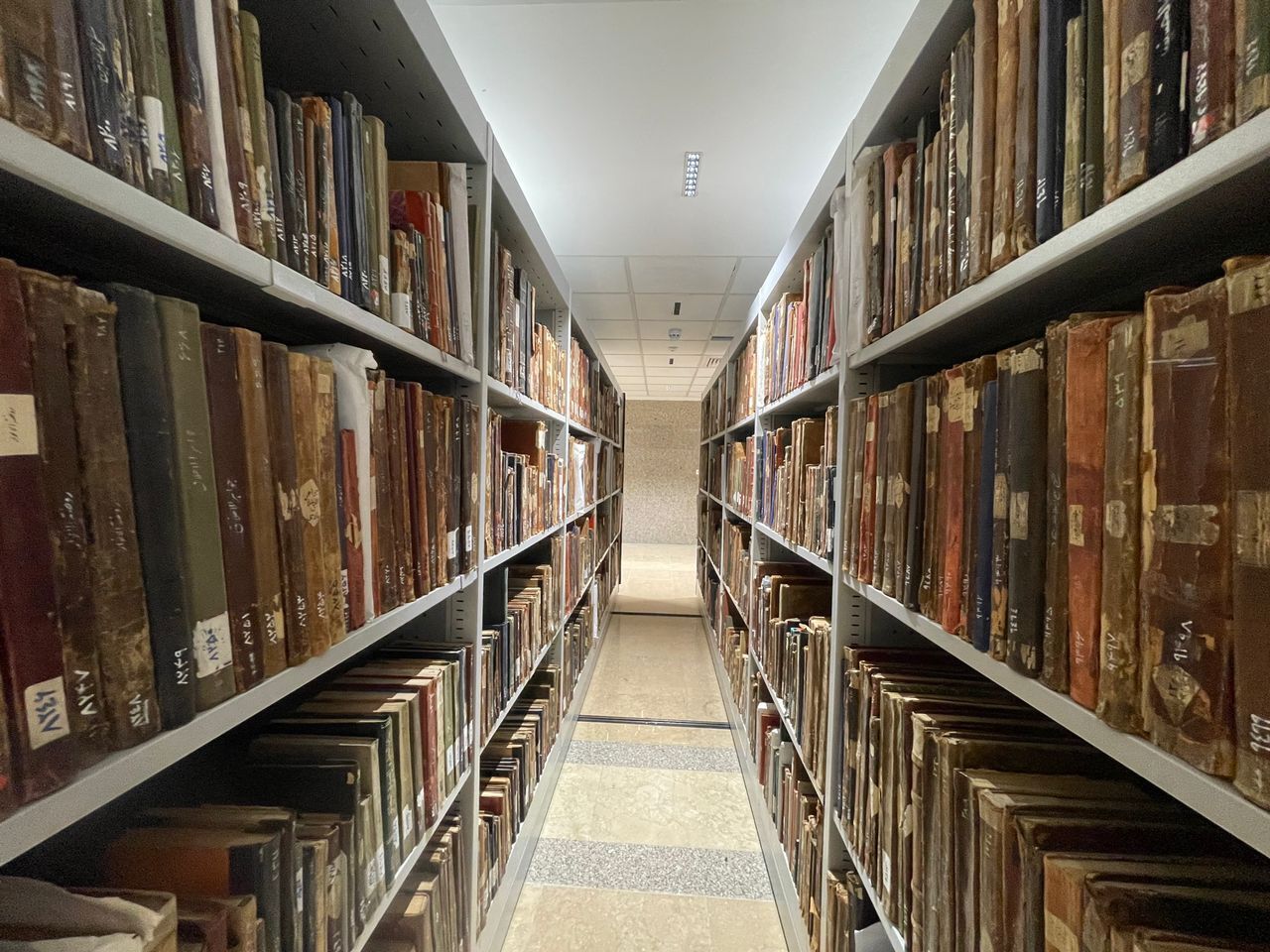 گنجینه عظیم آثار مکتوب آستان قدس با ظرفیت یکصد میلیون منبع افتتاح شد گنجینه عظیم آثار مکتوب آستان قدس با ظرفیت یکصد میلیون منبع افتتاح شد