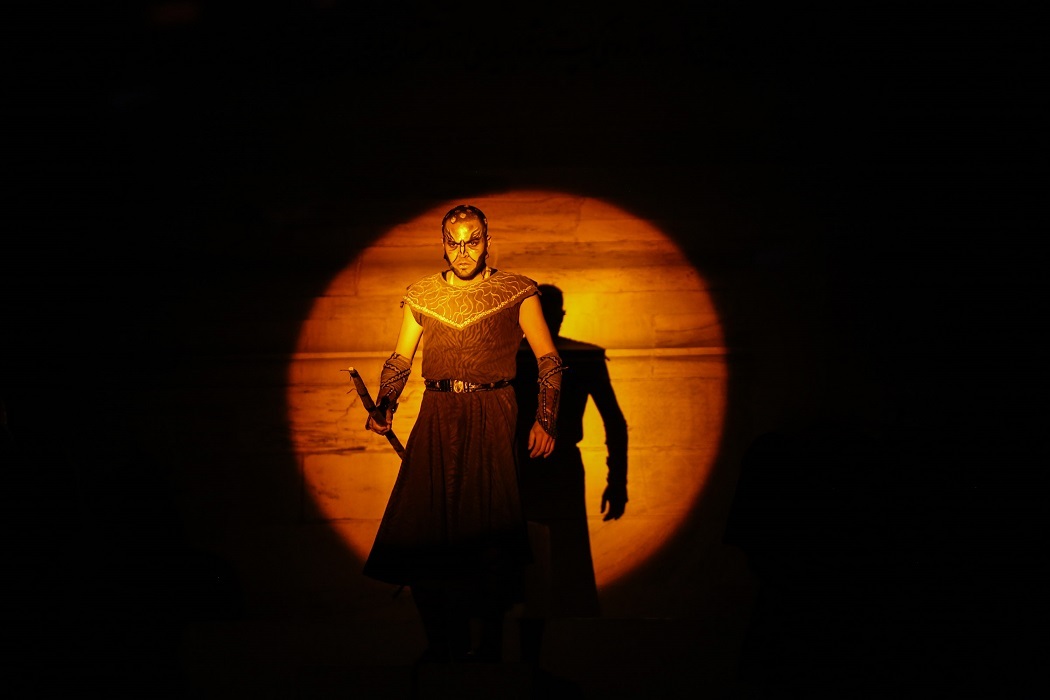 «افسانه ماردوش» روی صحنه باشکوه آرامگاه فردوسی «افسانه ماردوش» روی صحنه باشکوه آرامگاه فردوسی