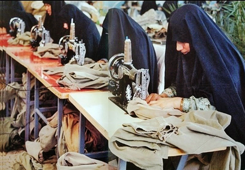 گفتگو با زینت زندهباد، امدادگر ۸ سال دفاع مقدس | از کمکرسانی در جبههها تا واسطهگری ازدواج گفتگو با زینت زندهباد، امدادگر ۸ سال دفاع مقدس | از کمکرسانی در جبههها تا واسطهگری ازدواج