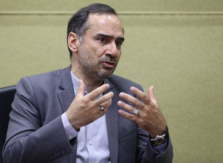 از حمله اراذل و اوباش منافقین به نمایشگاه بنیاد هابیلیان مقابل دادگاه سوئدتا ضرب و شتم یک خبرنگار +فیلم از حمله اراذل و اوباش منافقین به نمایشگاه بنیاد هابیلیان مقابل دادگاه سوئدتا ضرب و شتم یک خبرنگار +فیلم