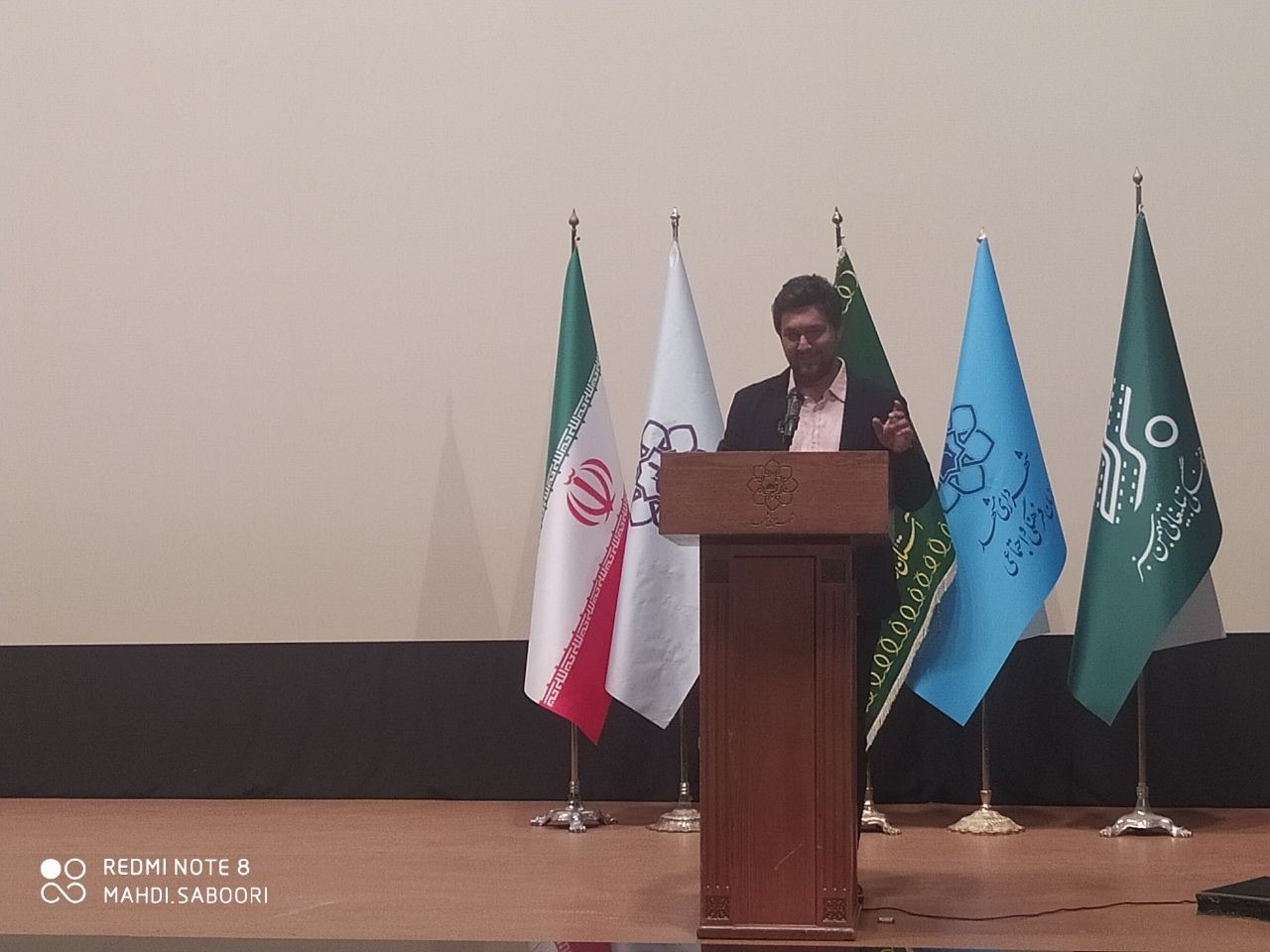 حامد بهداد: ماخراسانیها لبریز شور هستیم حامد بهداد: ماخراسانیها لبریز شور هستیم