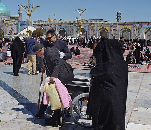 یک زیارت دلچسب با «معین الضعفا (ع)» یک زیارت دلچسب با «معین الضعفا (ع)»