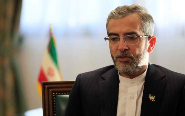 معاون سیاسی وزارت امور خارجه با بیان اینکه ترور هیچ تأثیری بر سیاست ایران در مبارزه با تروریسم در منطقه ندارد، گفت: سکوت برخی دولت‌ها در برابر ترور، پاداش به تروریست‌ها است.