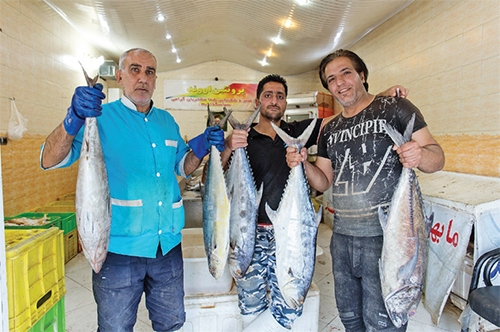 اینجا مشهد است، اما خون خرمشهر در رگهای آن جریان دارد اینجا مشهد است، اما خون خرمشهر در رگهای آن جریان دارد