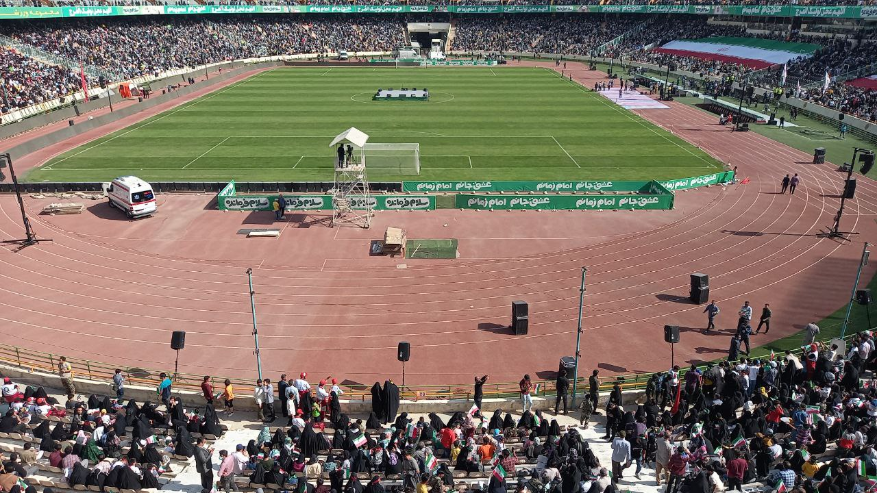 غوغای ۱۰۰ هزار نفری دهه نودیها در ورزشگاه آزادی+ فیلم و تصاویر غوغای ۱۰۰ هزار نفری دهه نودیها در ورزشگاه آزادی+ فیلم و تصاویر