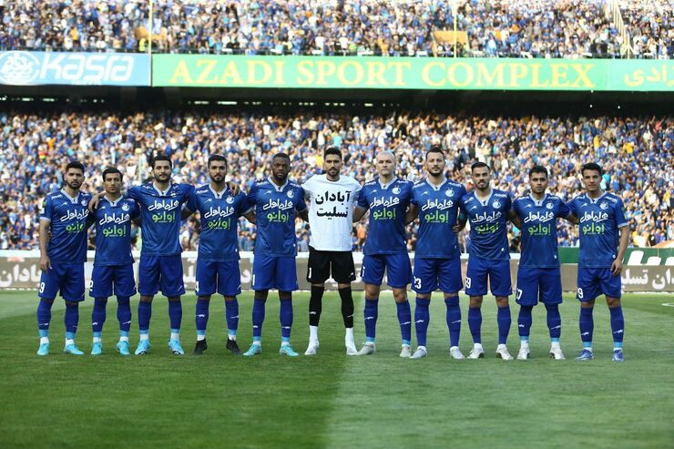 ویدئو جشن قهرمانی استقلال و بالا بردن جام توسط وریا غفوری