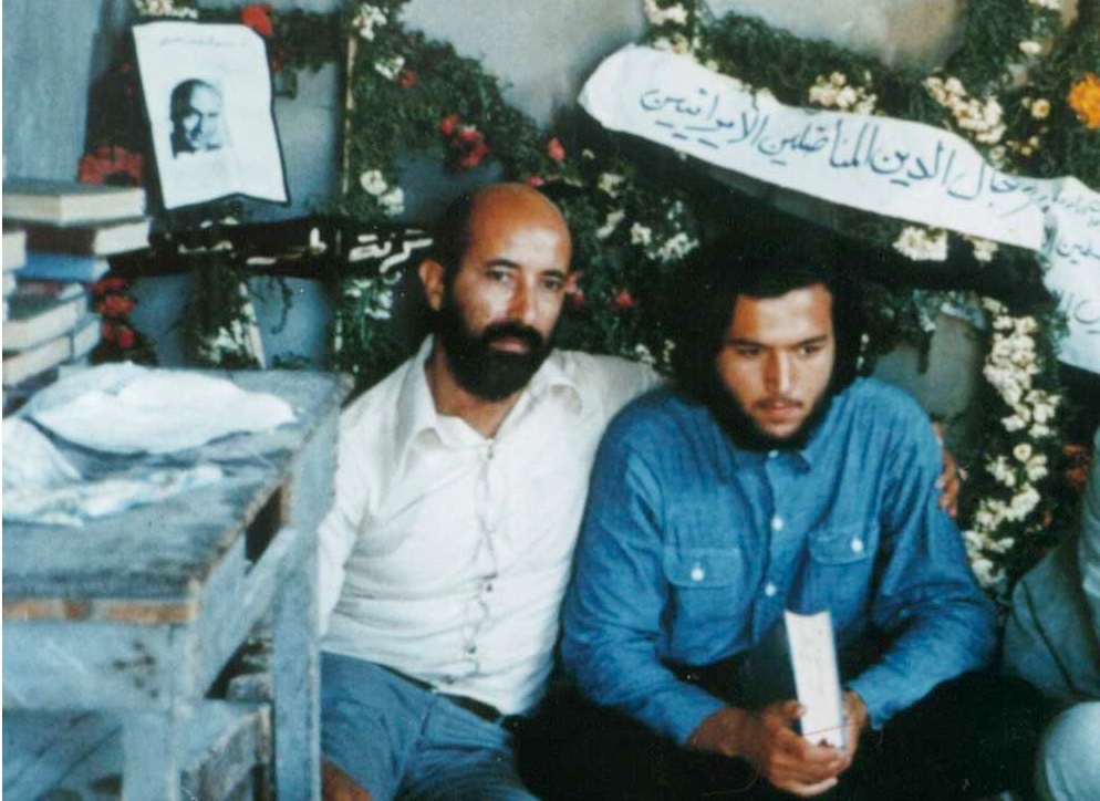 دکتر احسان شریعتی از پدر میگوید: پدرم از عمق وجود انسانی «دینمدار» بود دکتر احسان شریعتی از پدر میگوید: پدرم از عمق وجود انسانی «دینمدار» بود