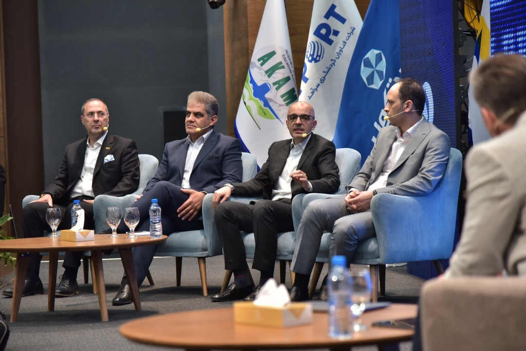 اولین کنفرانس ملی توسعه بازار و مدیریت نوین سازمان در صنعت گردشگری برگزار شد