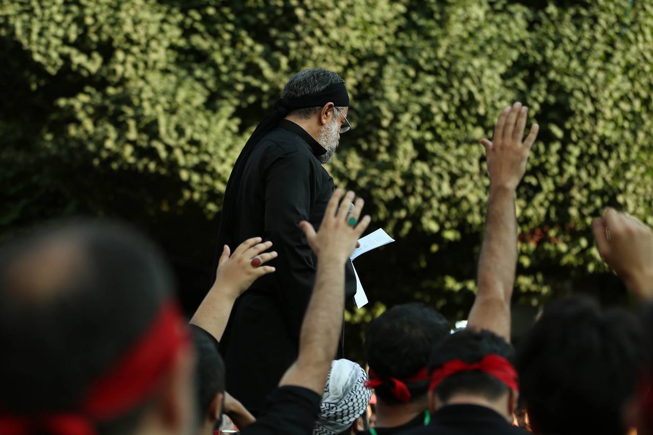 مداحی و نوحه خوانی حاج محمود کریمی در محرم ۱۴۰۱ + دانلود صوت مداحی و نوحه خوانی حاج محمود کریمی در محرم ۱۴۰۱ + دانلود صوت