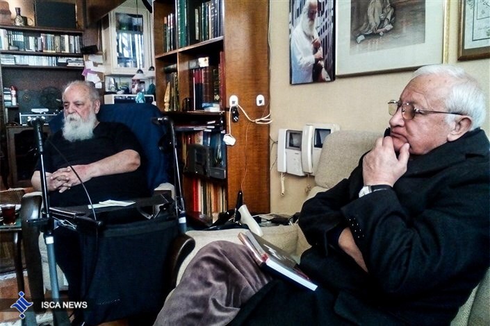 هوشنگ ابتهاج در دیدار با فرهیختگان افغانستانی: ما دو ملت جدا نیستیم