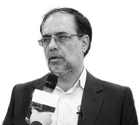 رونق جلسات قرآن خانگی در انتظار توجه متولیان است