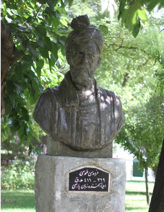 درباره سید میر حسن ارژنگ نژاد، مجسمه‌ساز نامدار مشهدی که یادگارهایش در شهر زنده اند و نفس می‌کشند