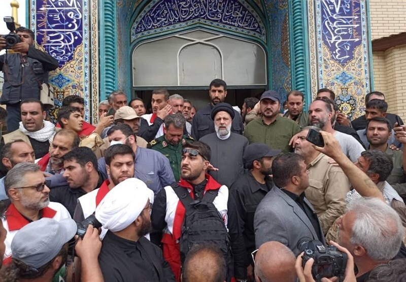 حضور رئیس&zwnj;جمهور در مناطق سیل&zwnj;زده فیروزکوه| دستور فوری رئیسی برای رفع مشکلات سیل&zwnj;زدگان+ عکس و فیلم